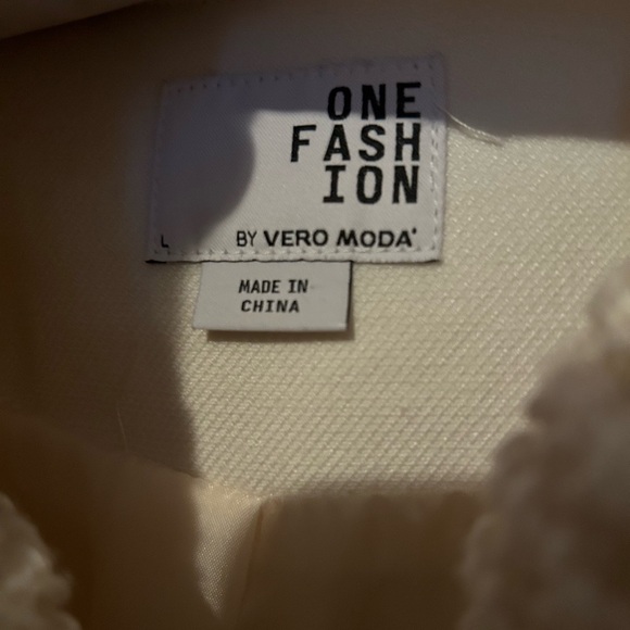 NWOT Vero Moda Coat - Picture 5 of 7